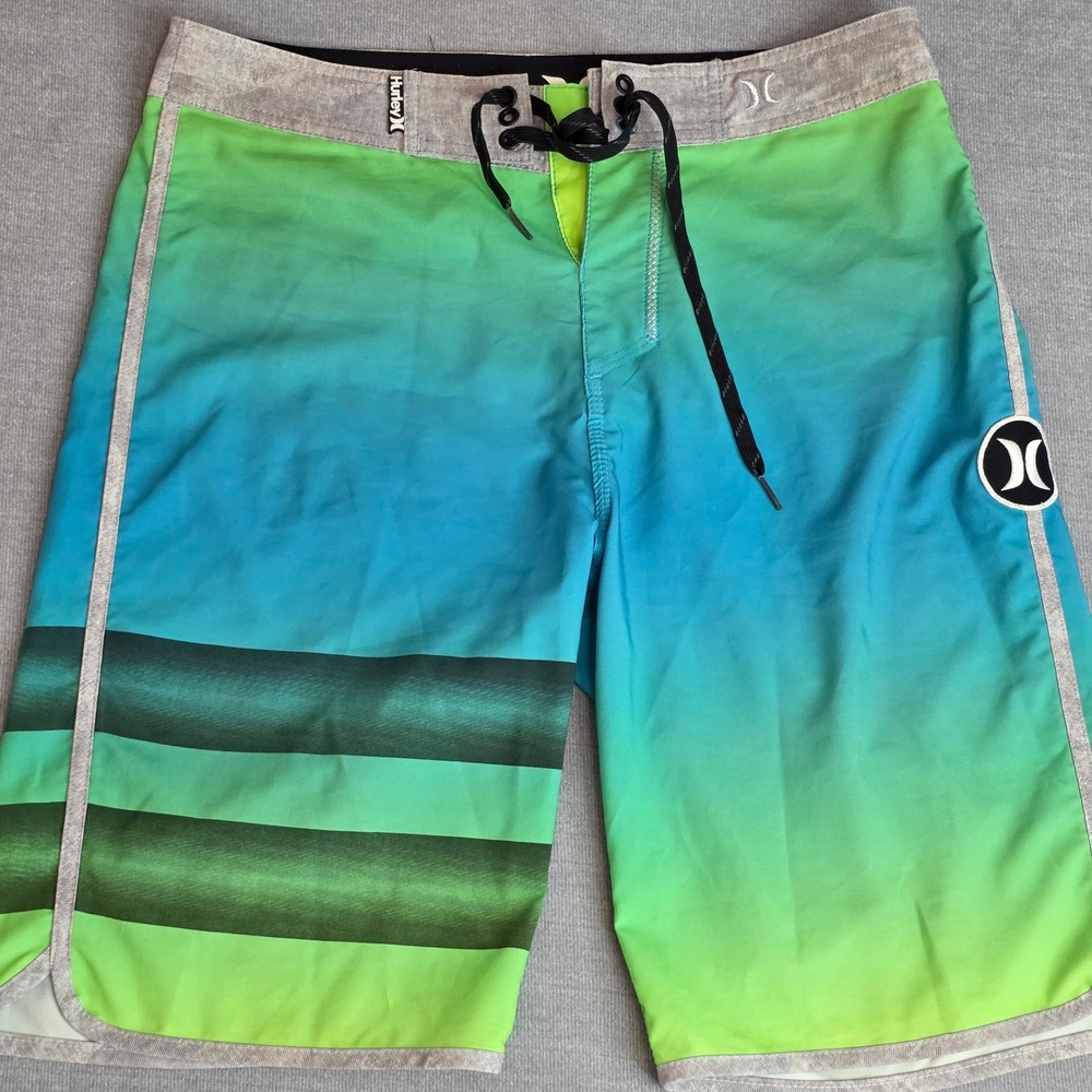 Hurley Phantom Board Shorts Mens 32 Green Blue Ombre Striped Buckle Exclusive